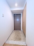 玄関 ｴｺﾛｼﾞ-千葉みなとﾚｼﾞﾃﾞﾝｽ