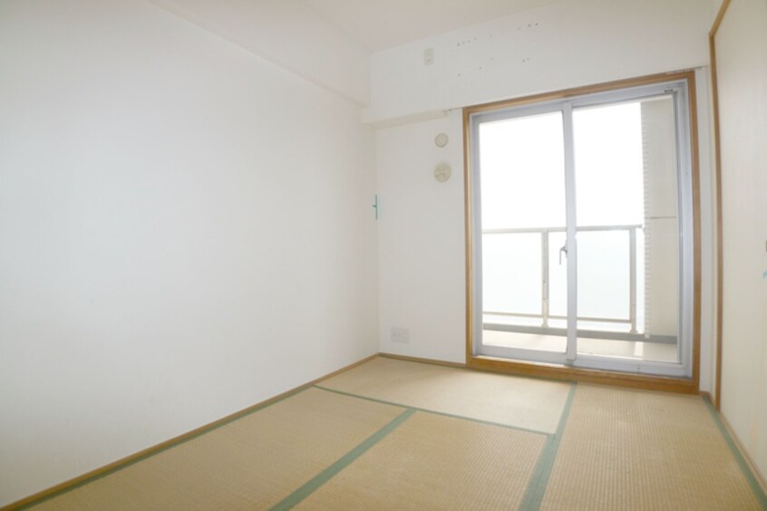 居室 ｴｺﾛｼﾞ-千葉みなとﾚｼﾞﾃﾞﾝｽ