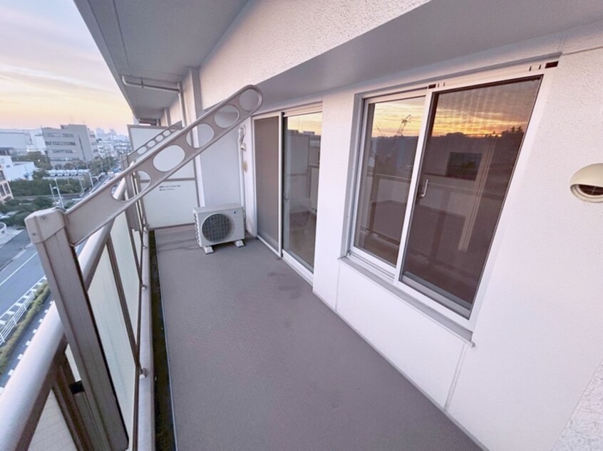 ベランダ・バルコニー ｴｺﾛｼﾞ-千葉みなとﾚｼﾞﾃﾞﾝｽ