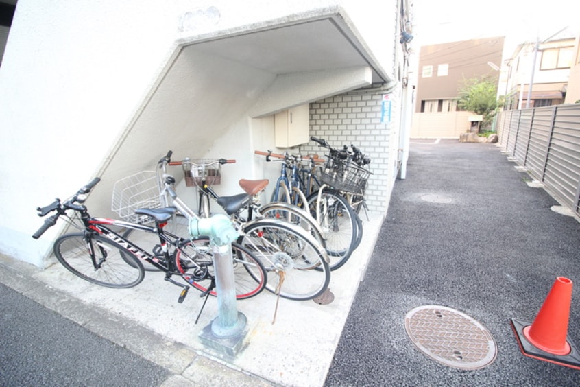 駐輪場 モンタ－ニュ駒込