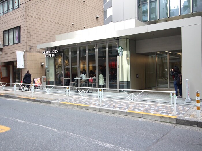 スターバックスコーヒー恵比寿ファーストスクエア店(カフェ)まで450m ティアラ恵比寿