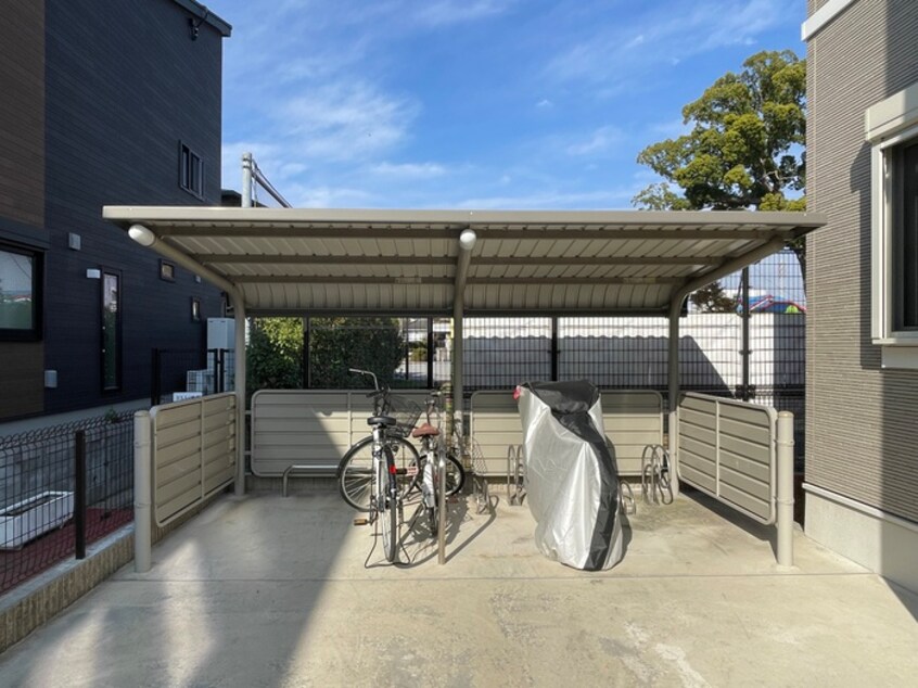 駐輪場 ラ・クレール