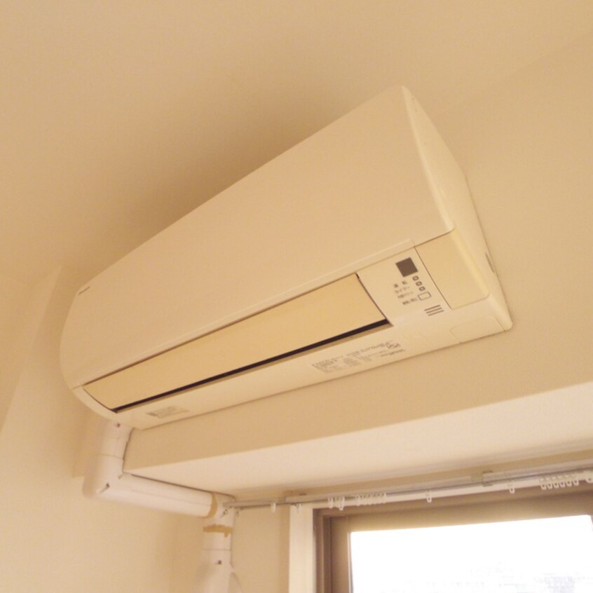 内観写真 VARIANT S.