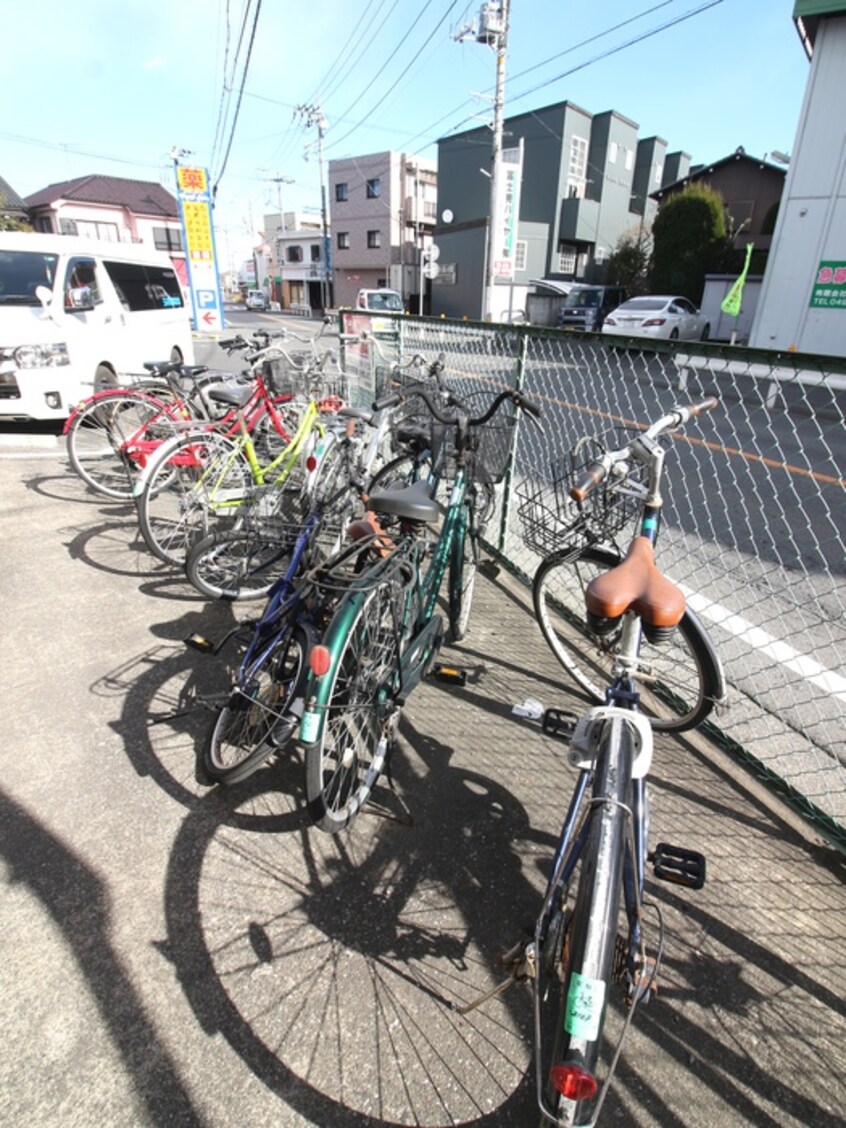 駐輪場 フローラハイム