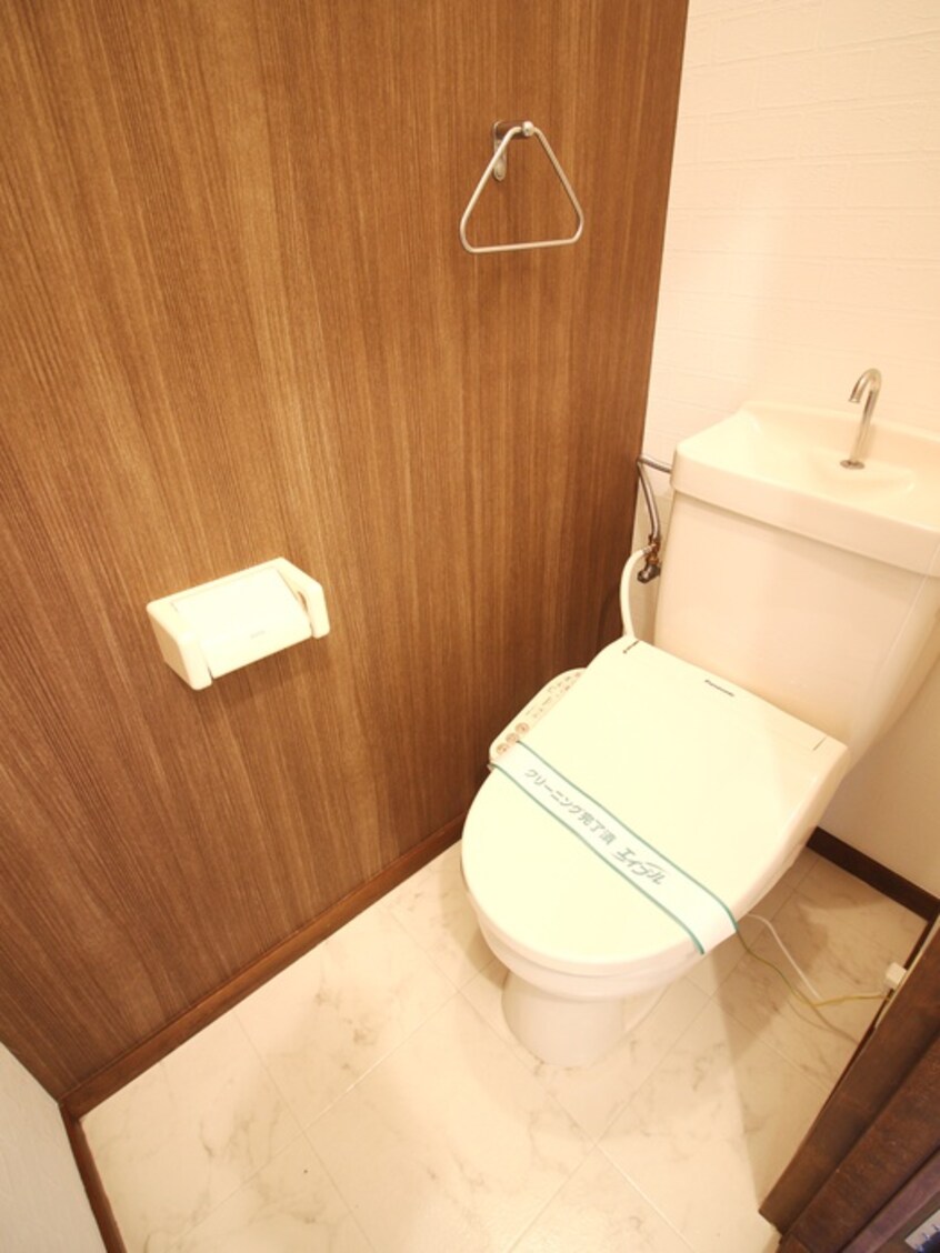 トイレ フローラハイム