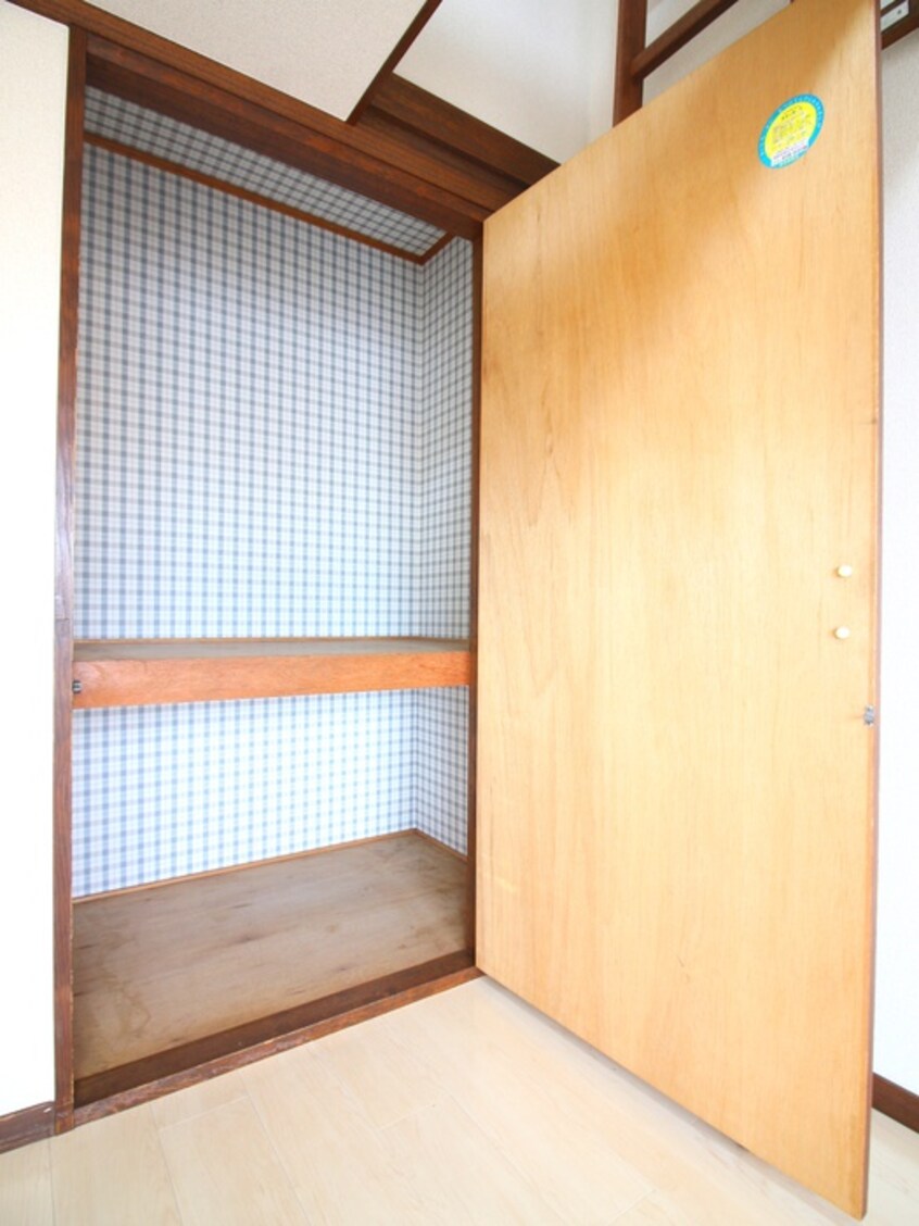 収納 フローラハイム