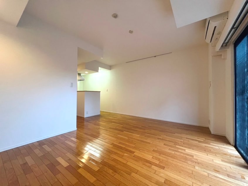 居室 RIDGE新宿西落合