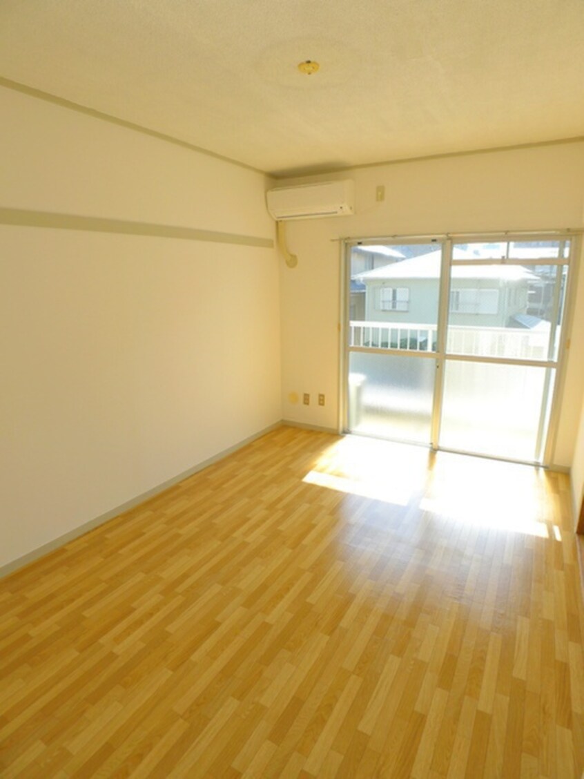 室内からの展望 メゾン高砂