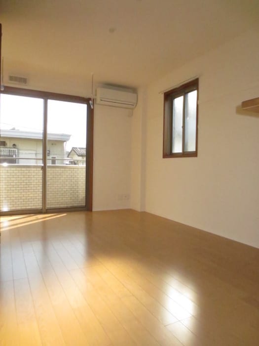 居室 サンライト８