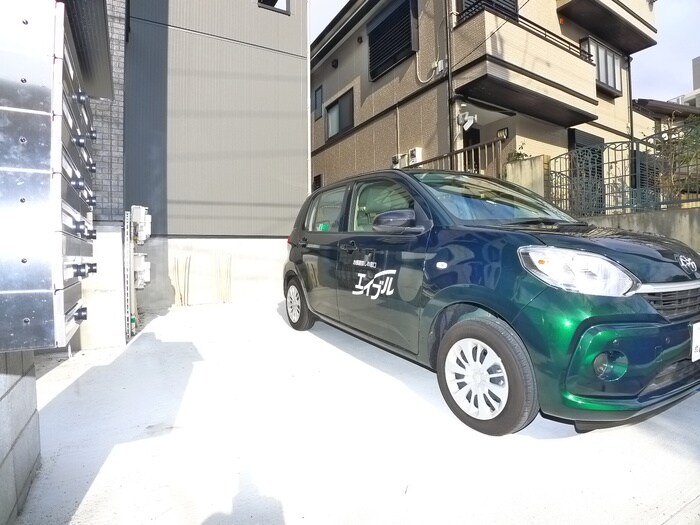 駐車場 グレイシャス検見川