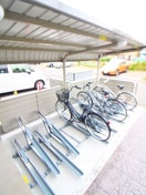 駐輪場 ヴィラージュ