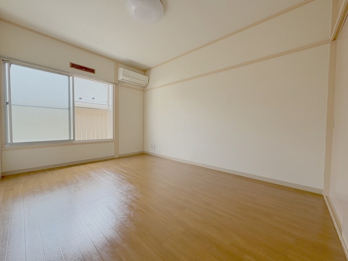 居室 くれない荘