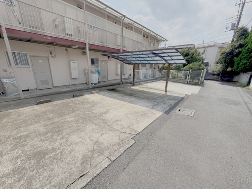 駐車場 くれない荘