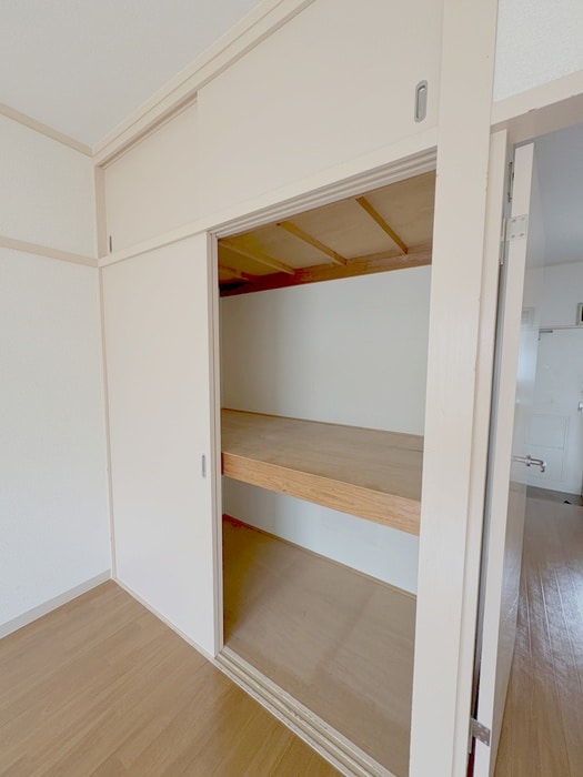 収納 くれない荘