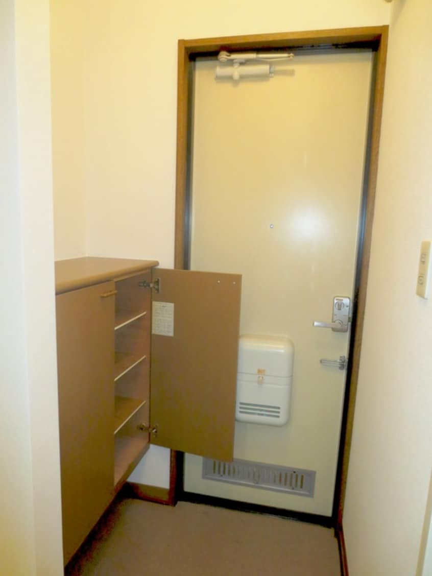 靴箱 ゼフィ－ル経堂