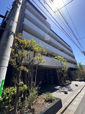 ﾊｰﾓﾆｰﾚｼﾞﾃﾞﾝｽ東京ｳｴｽﾄ(102)