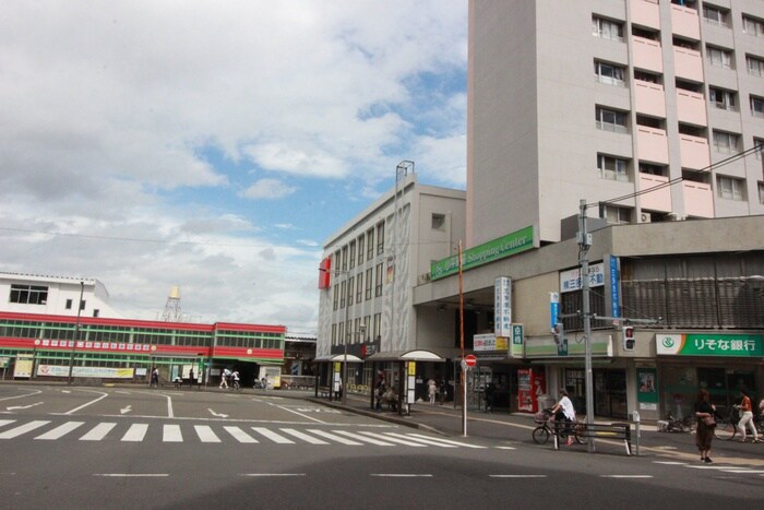 西友小平駅前店(スーパー)まで270m クレセントハイツ美園