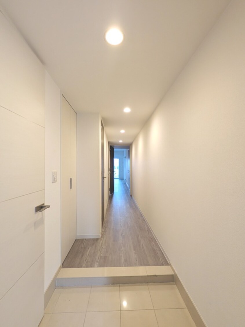 玄関 コスモリード新宿余丁町