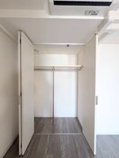 収納 コスモリード新宿余丁町