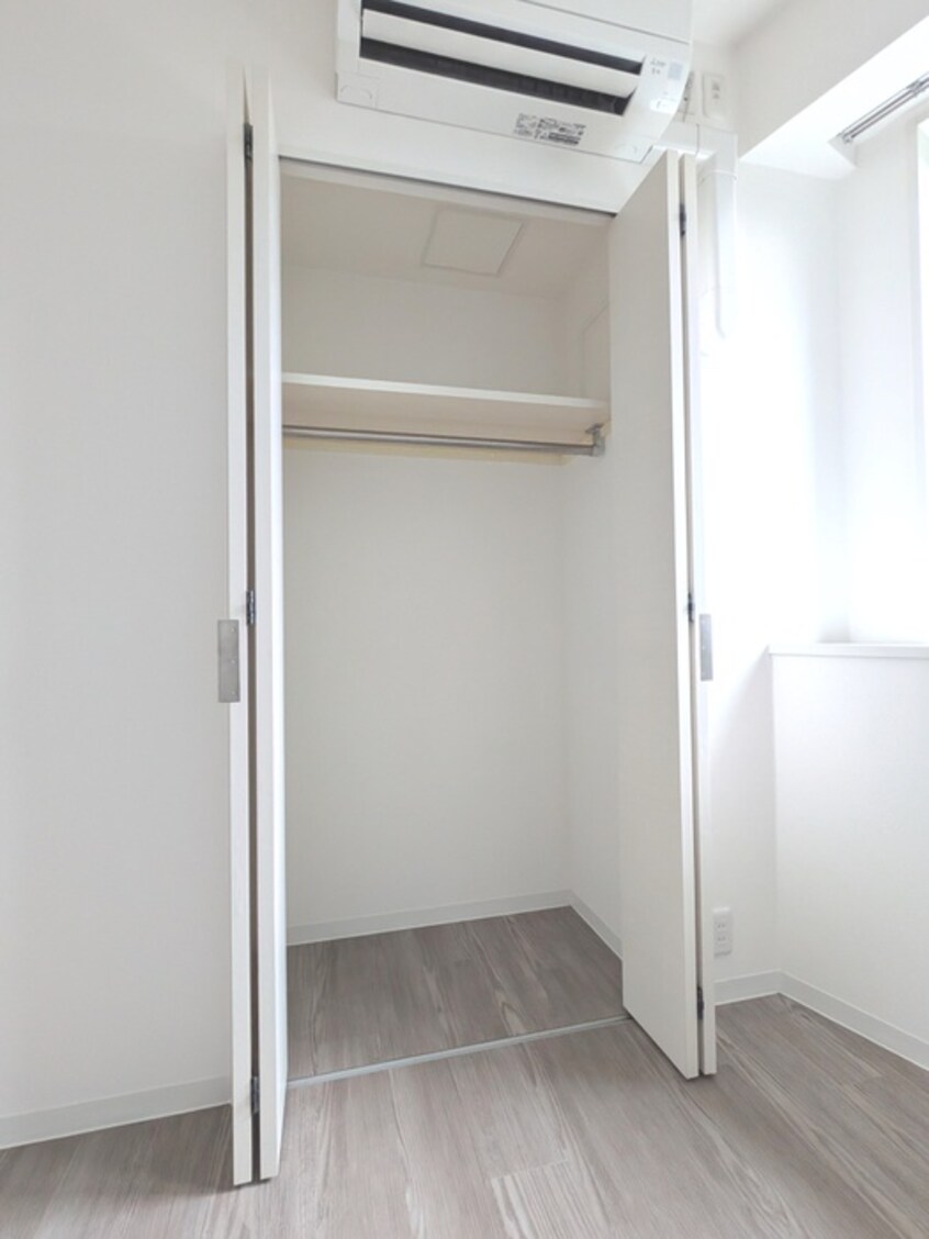 収納 コスモリード新宿余丁町