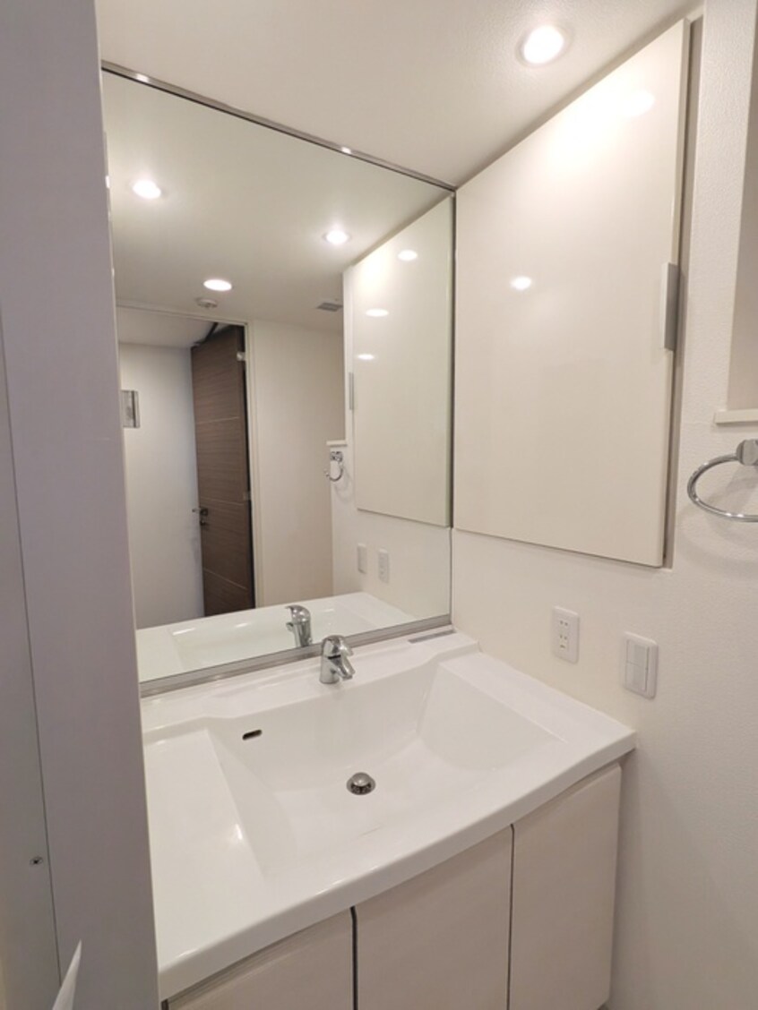 洗面 コスモリード新宿余丁町