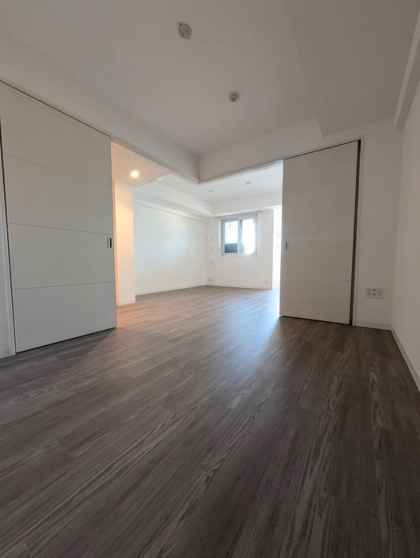 居室 コスモリード新宿余丁町