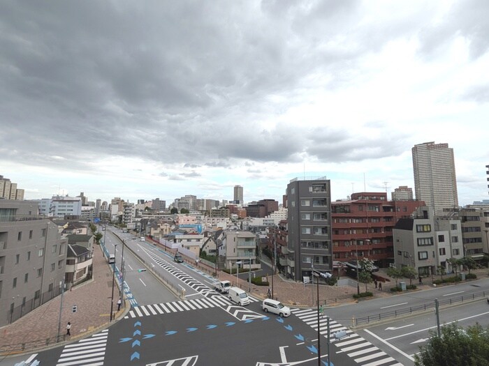 室内からの展望 コスモリード新宿余丁町