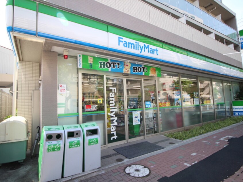 ファミリーマート平野2丁目店(コンビニ)まで780m リヴェ－ル木場