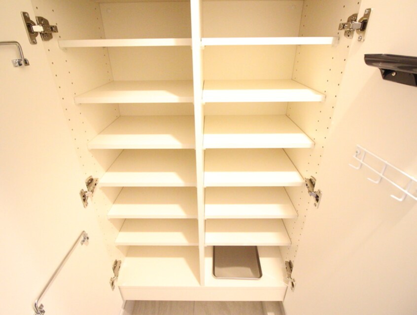 靴箱 ラティエラ板橋