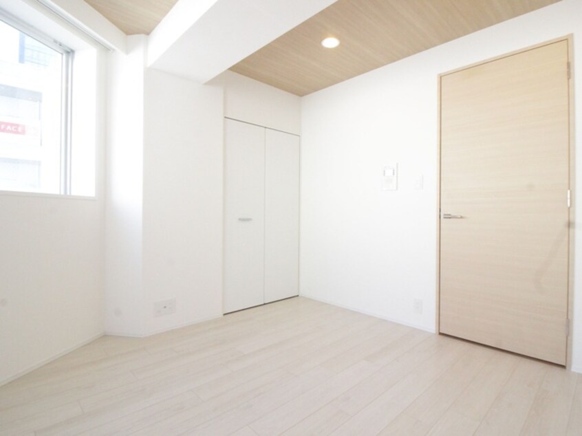 居室 レジディア中野