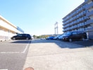 駐車場 ファミール江田