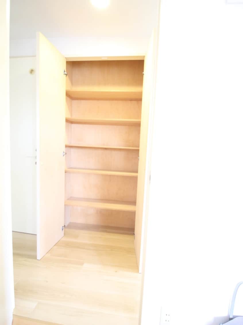 収納 ファミール江田