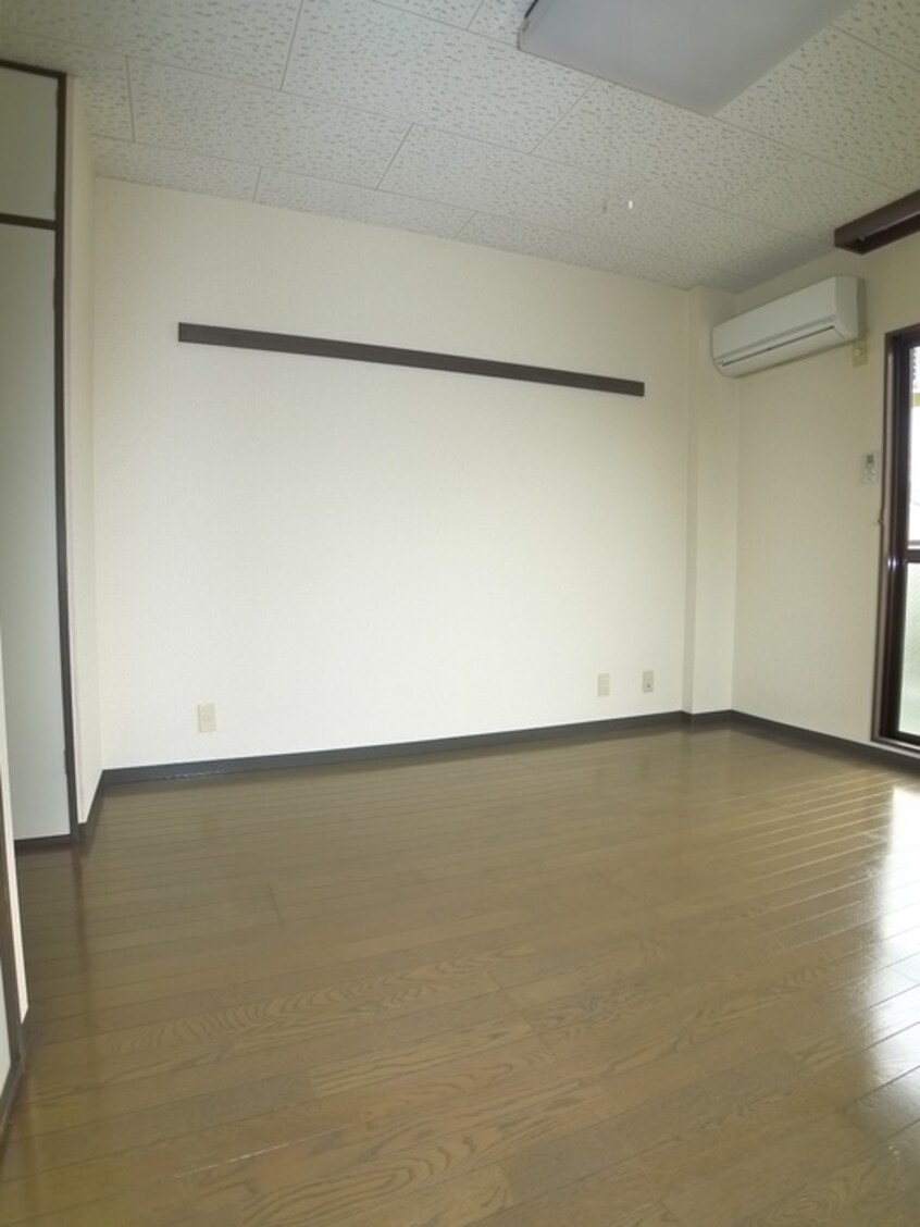 居室 アピ－ズＮｏ．１１