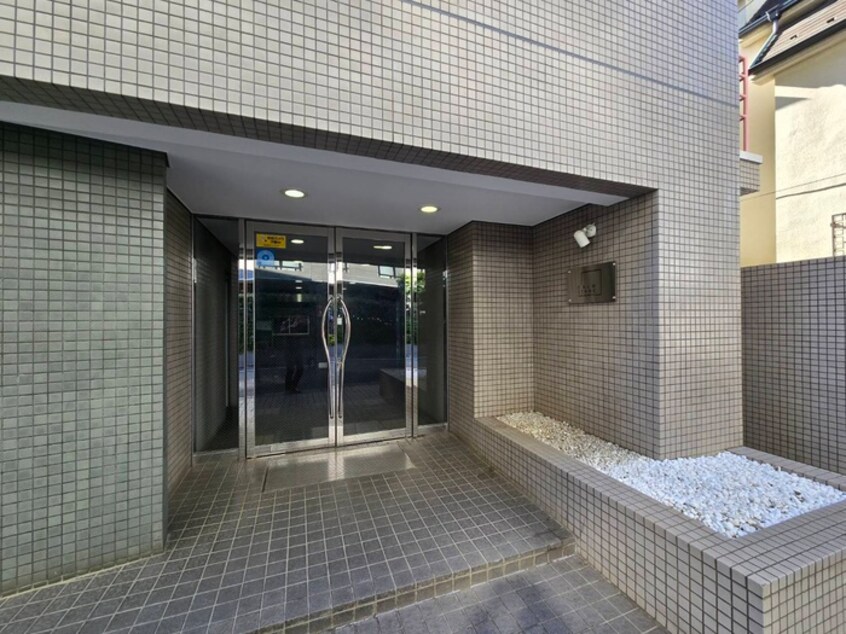 エントランス部分 カームステージ鷺宮