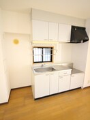 キッチン サンヒルズ泉