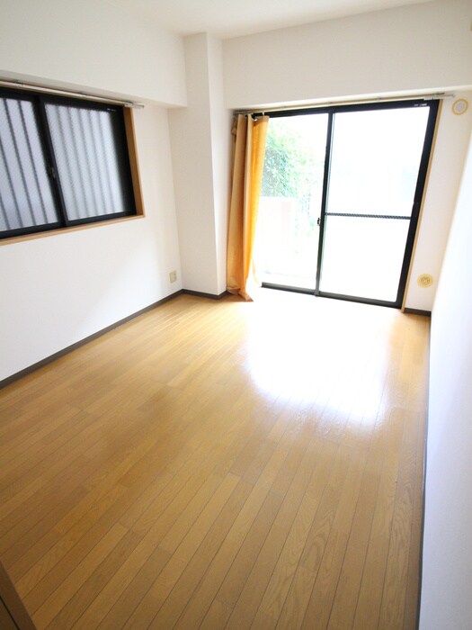 居室 サンヒルズ泉