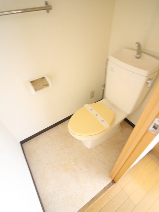 トイレ サンヒルズ泉