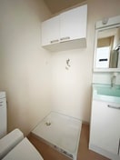 洗濯機置場 クレセント