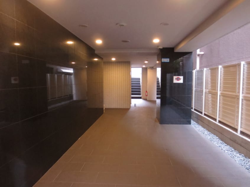 エントランス部分 オリーブマンション荒川