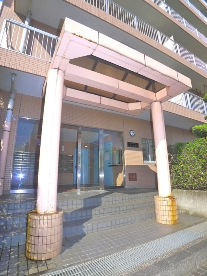 エントランス部分 オ－シャンビュ－弐番館
