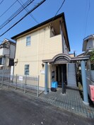 シャルマン本町の外観