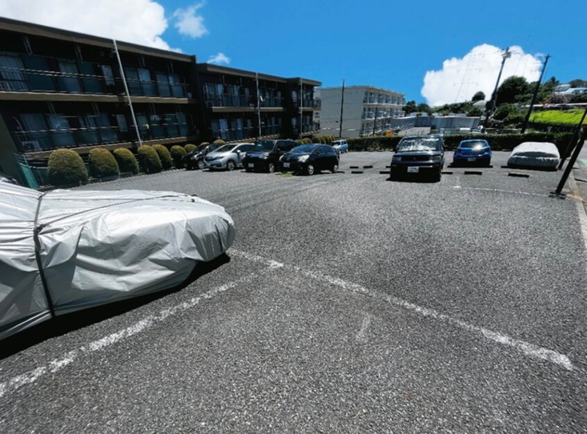 駐車場 サンヒルズ東戸塚