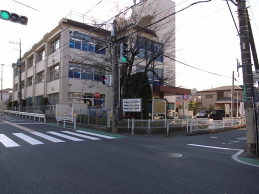 中藤地区図書館(図書館)まで520m 光コ－ポ