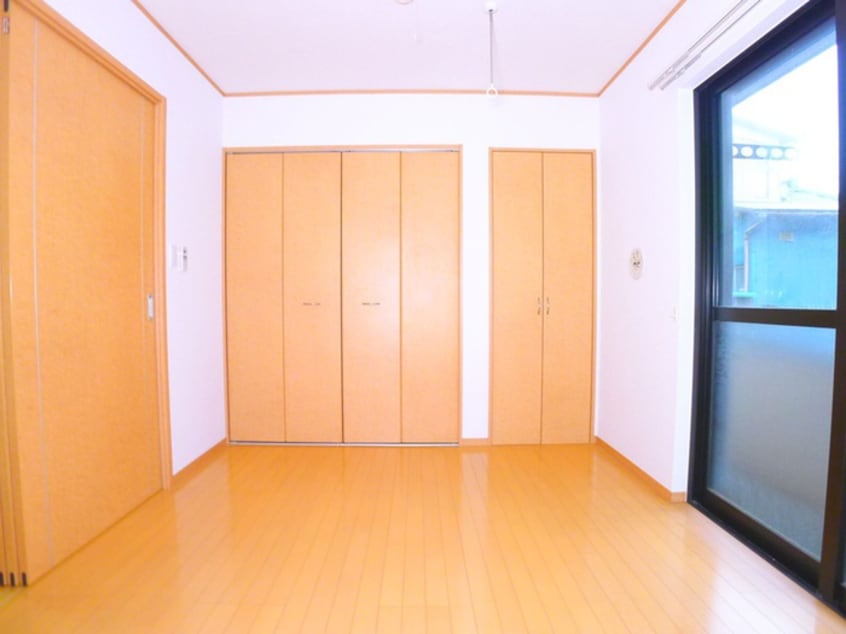 居室 Sepia Court F