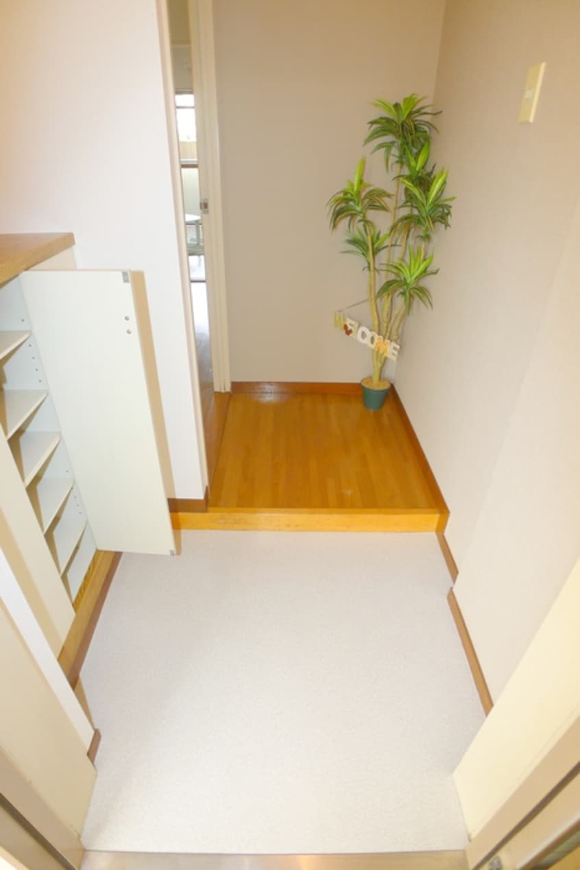 玄関 メゾンK＆O-１