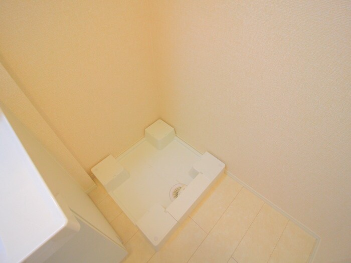 洗濯機置場 アンジュール北町