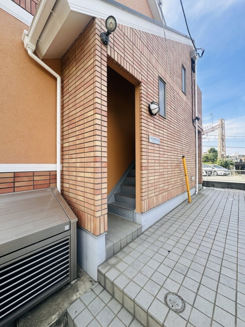 エントランス部分 つつじヶ丘ビレッジ