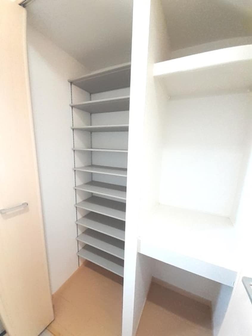 収納 ナビスター