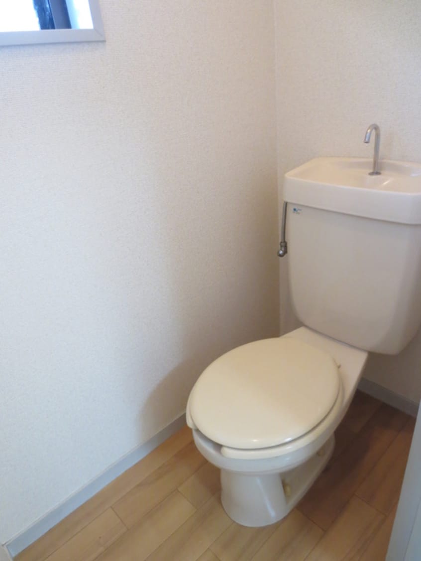 トイレ メゾンＥＸ