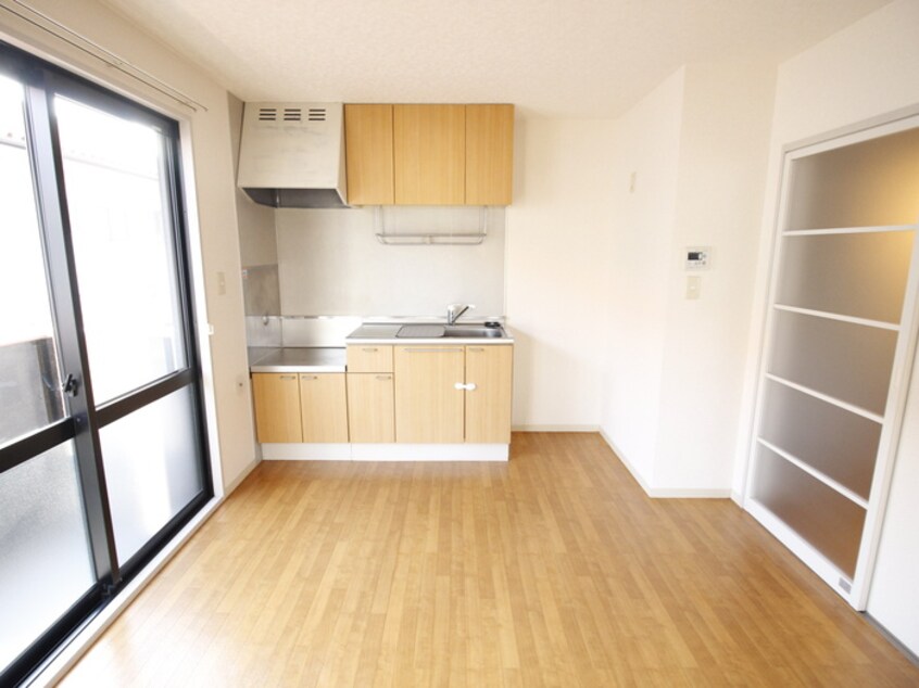 キッチン ハイツ・フォーローゼズ